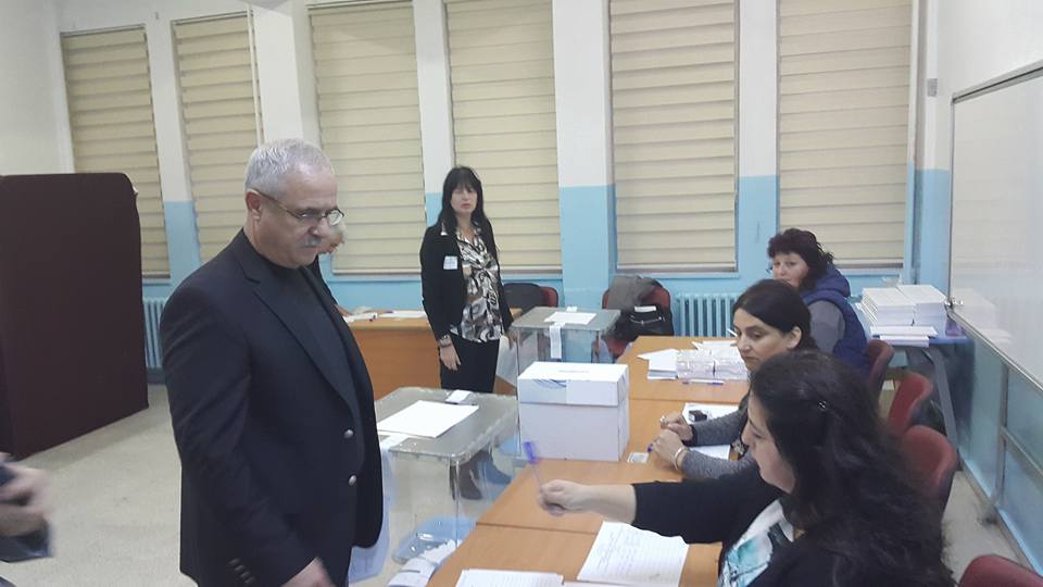 Türkiye'deki Bulgaristan Cumhurbaşkanlığı seçimleri gecikmeli başladı