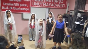Türkçe dersi gören miniklerin halk oyunu heyecanı