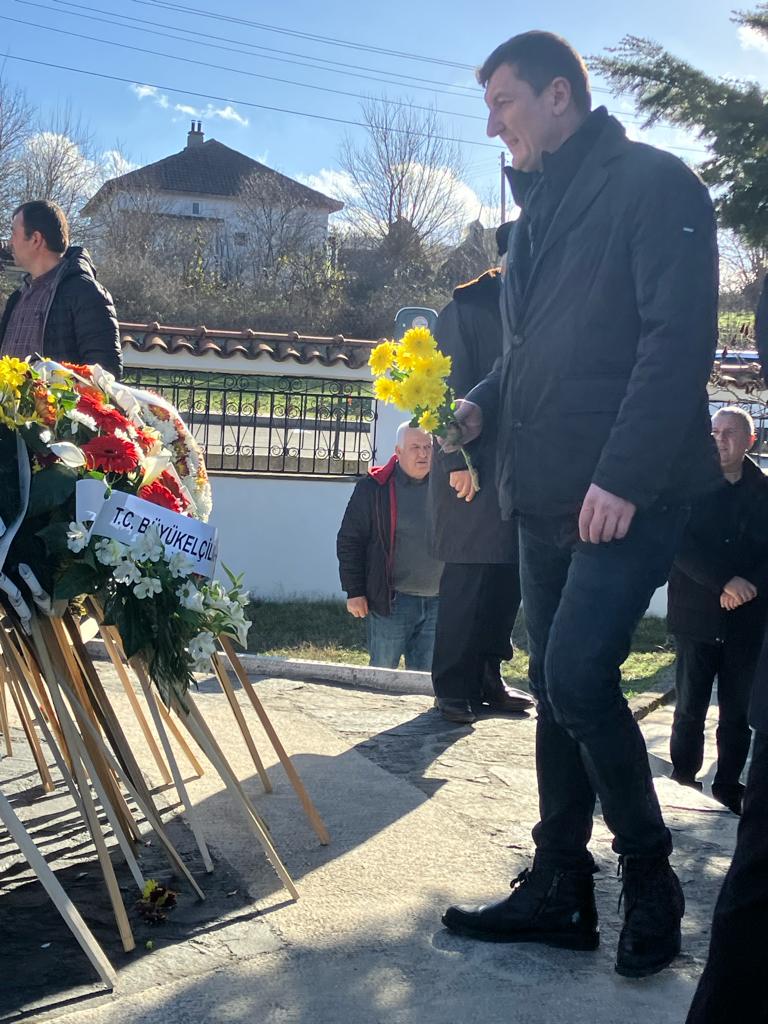Лидерът на НПСД Орхан Исмаилов почете паметта на бебето Тюркян